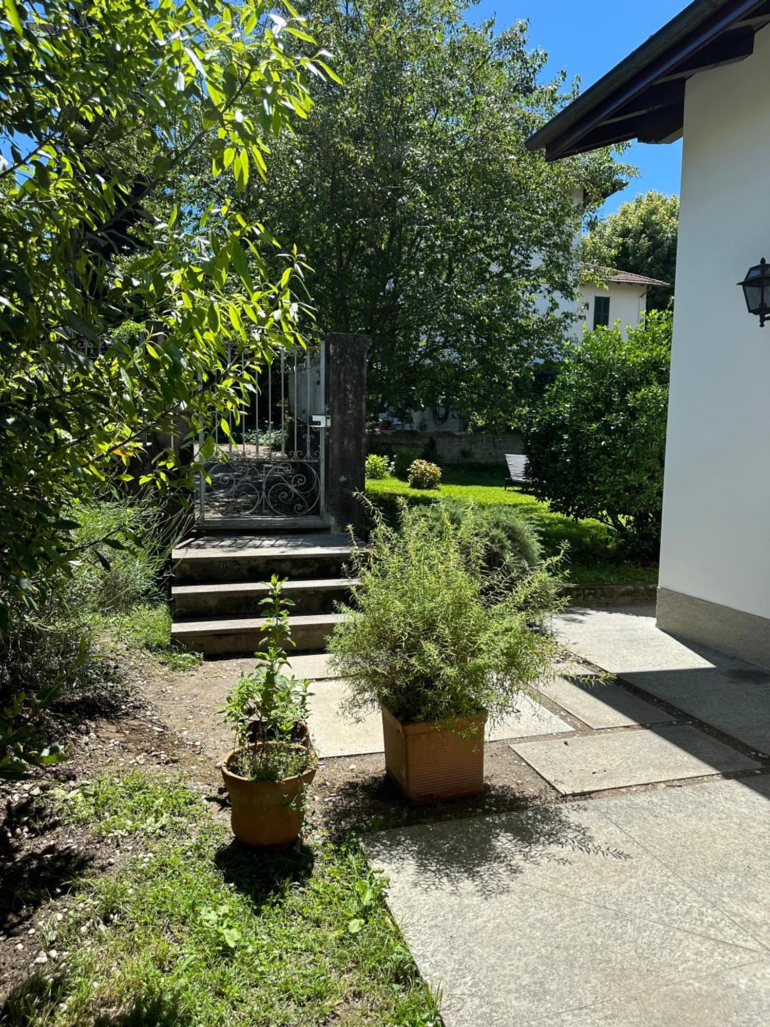 Casa Del Custode: Renovated Flat With Garden In A Villa Near The Lake Stresa Luaran gambar